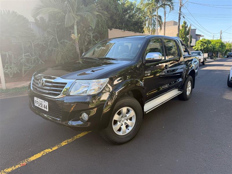 HILUX