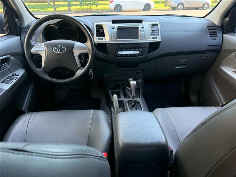 HILUX