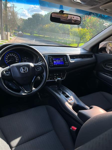 HR-V