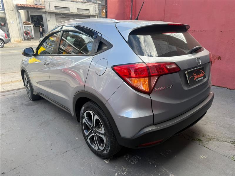HR-V