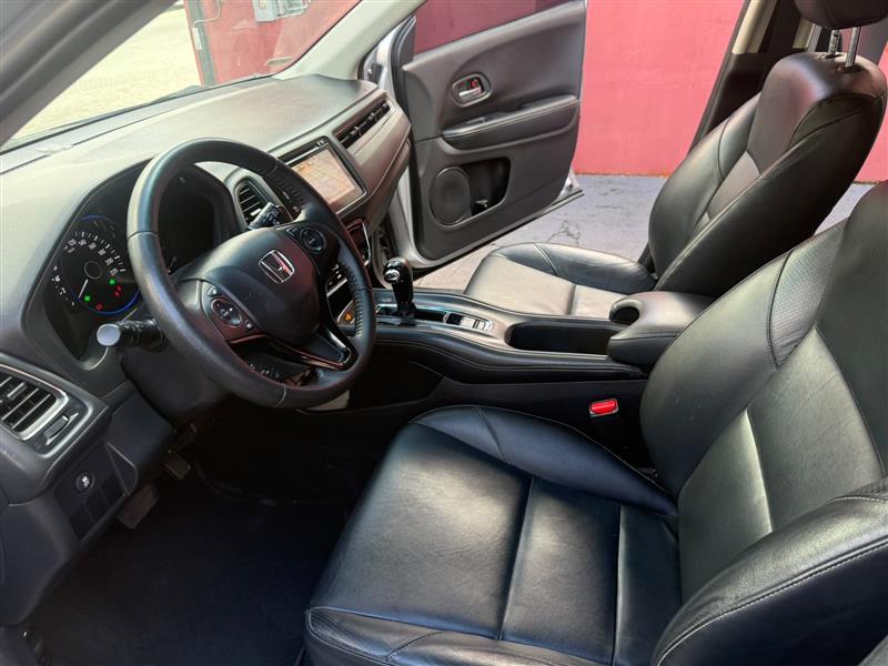 HR-V