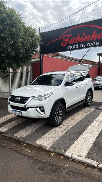 HILUX SW4