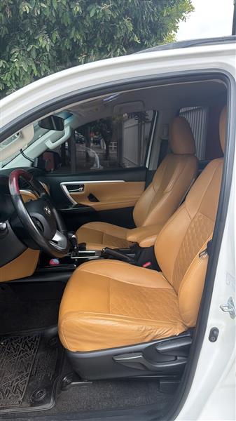 HILUX SW4