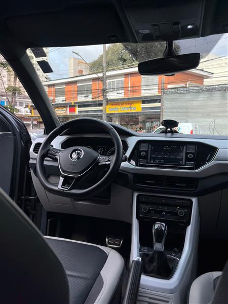T-CROSS