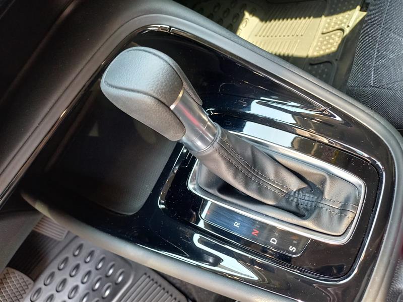 HR-V