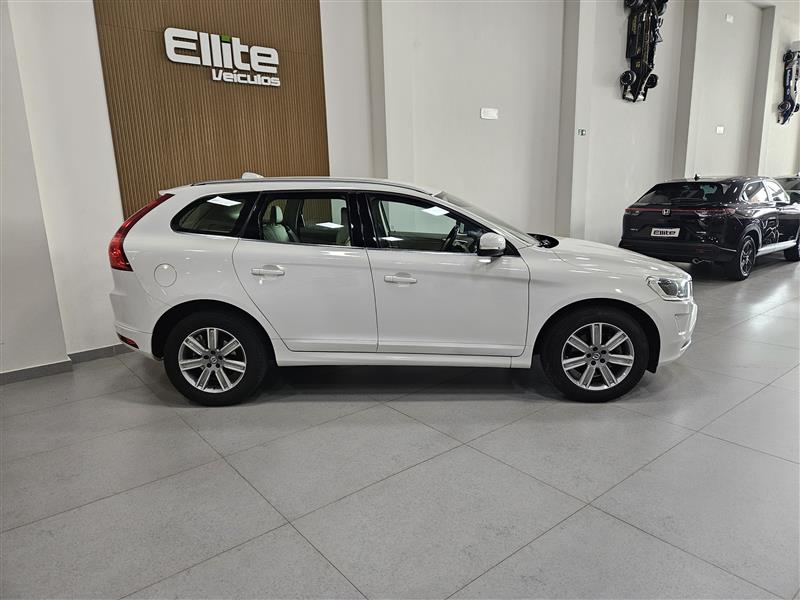 Volvo XC60 Kinetic 2017 — foto 3