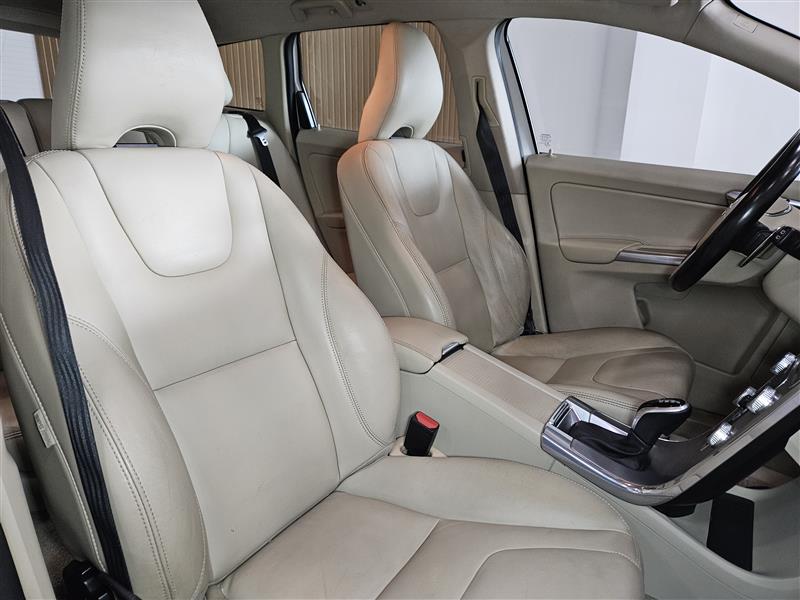Volvo XC60 Kinetic 2017 — foto 5